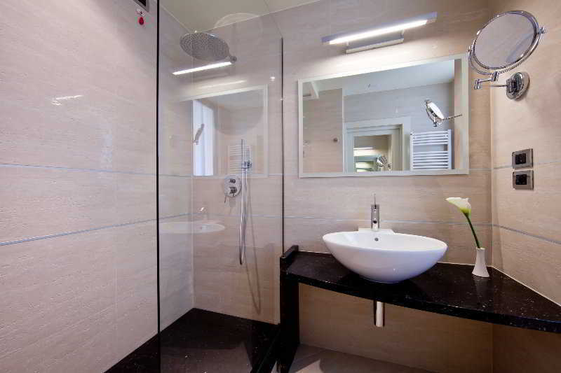 Kristal Palace - Tonelli - Adult Friendly Hotel